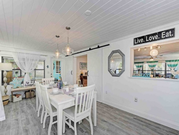 Naples Home 918819