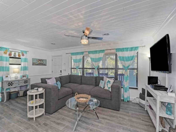Naples Home 918819