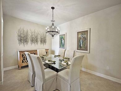 Naples Condo 918823