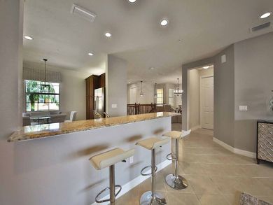 Naples Condo 918823