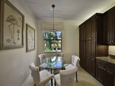 Naples Condo 918823