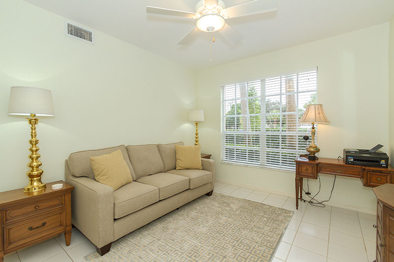 Naples Condo 918827