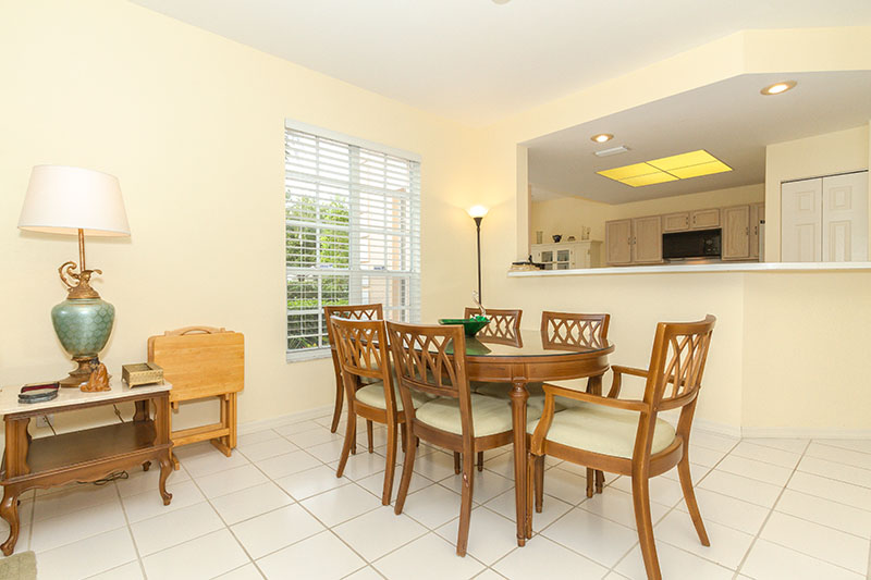 Naples Condo 918827