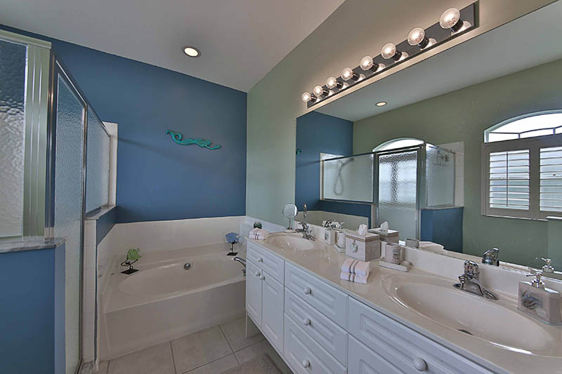 Naples Home 918830