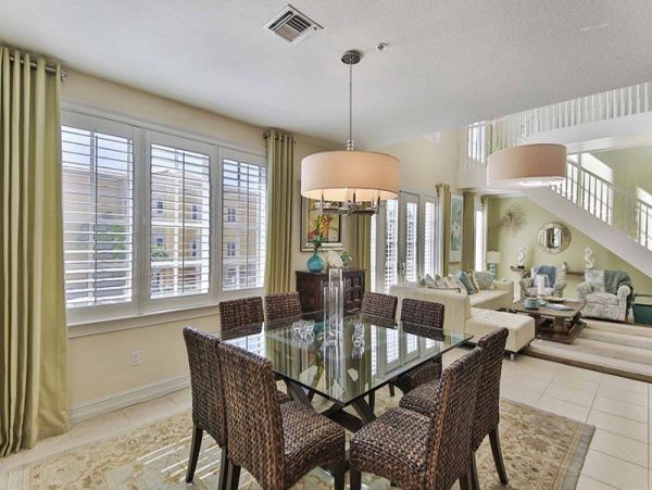 Naples 3 Bedroom Rental Condo with Balcony Walk to Beach