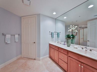 Naples Condo 918851