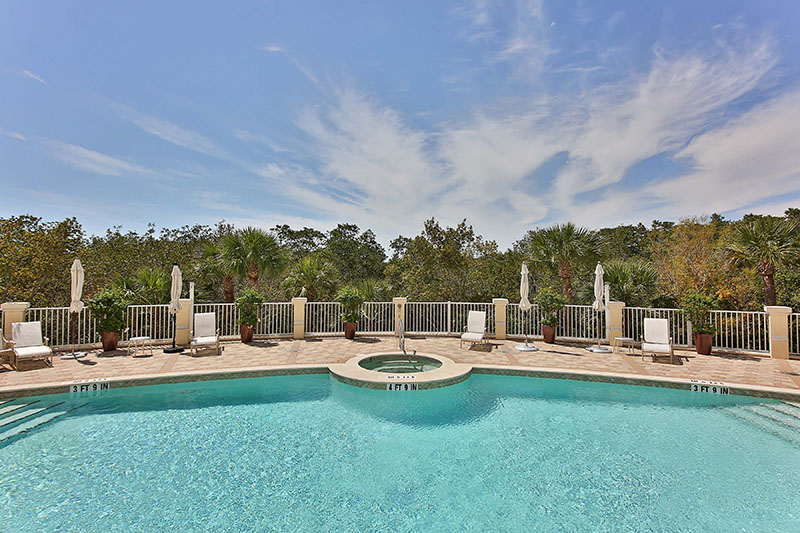 Naples Condo 918851