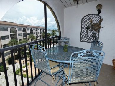Marco Island Condo 918876