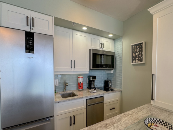 Marco Beachfront Condo Sleeps 4 Wonderful Views