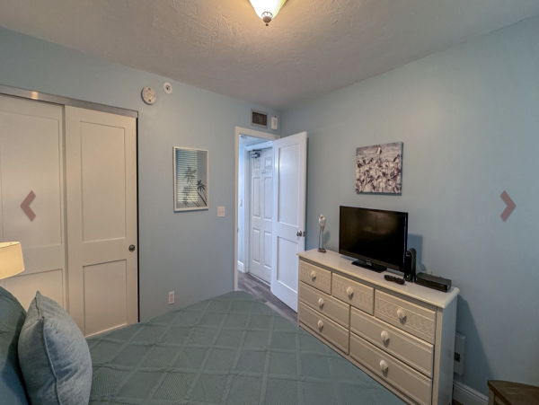 Marco Beachfront Condo Sleeps 4 Wonderful Views