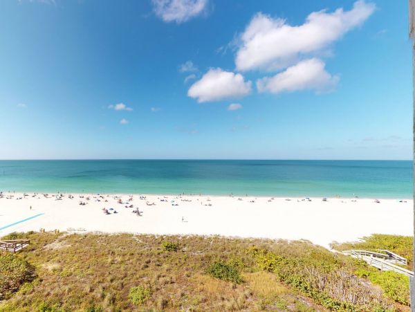 Lovely Beachfront Marco Island Condo with Balcony