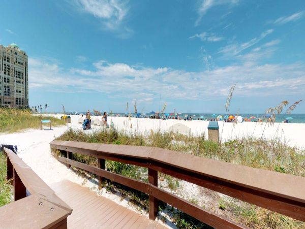 Lovely Beachfront Marco Island Condo with Balcony