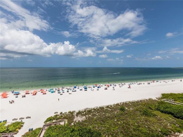 On Beach Marco Island Vacation Condo Three Bedroom