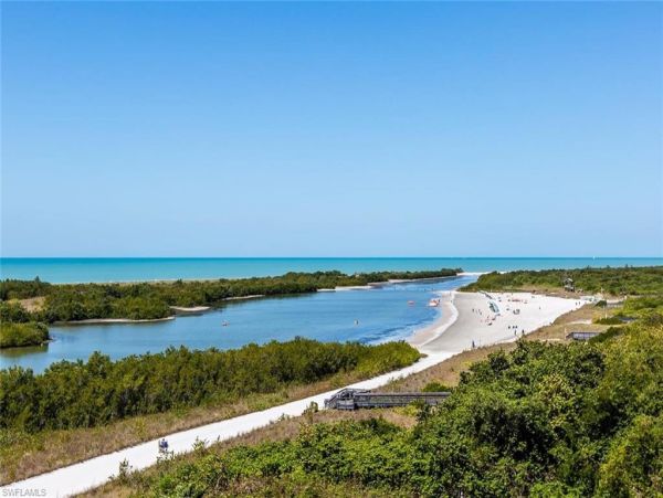On Beach Marco Island Vacation Condo Three Bedroom