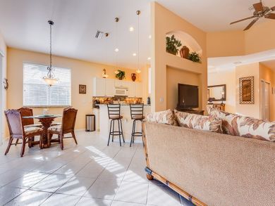 Naples Condo 918904