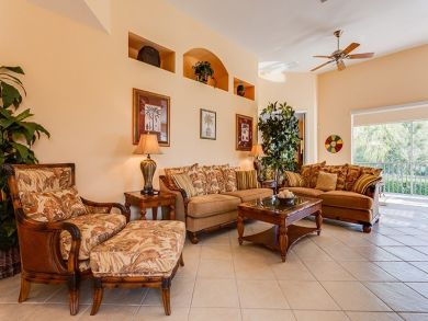 Naples Condo 918904