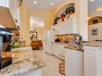 Naples Condo 918904