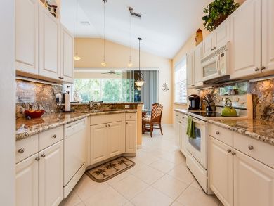 Naples Condo 918904