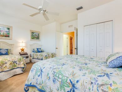 Naples Condo 918904