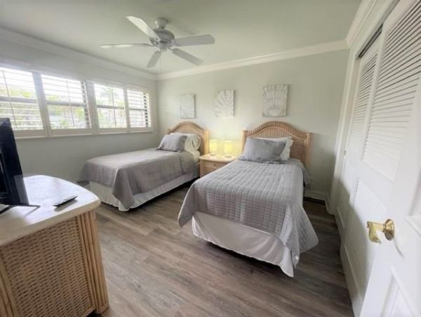 Marco Island Vacation Home with Private Caged Pool