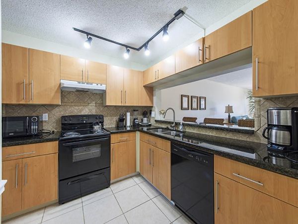 Lakefront North Naples Vacation Rental Near Beach & Pool
