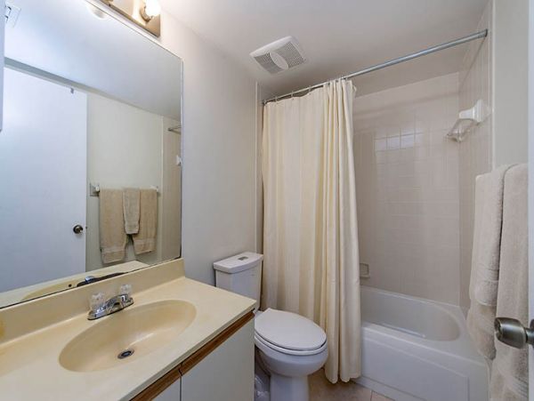 Lakefront North Naples Vacation Rental Near Beach & Pool