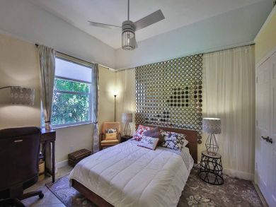 Naples Home 918910