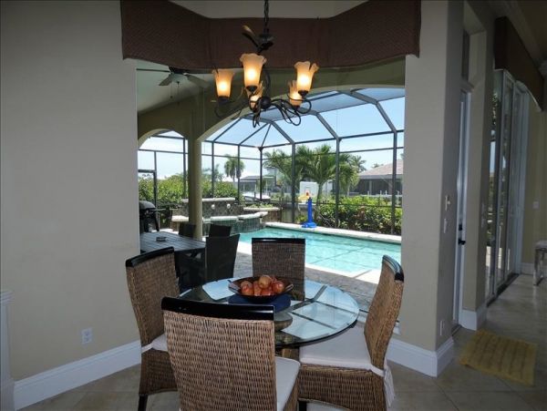 Beautiful 4 Bedroom Home in Marco Island with Private Pool