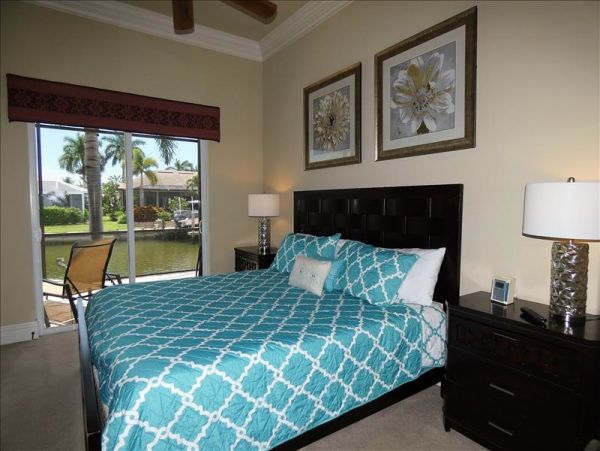 Beautiful 4 Bedroom Home in Marco Island with Private Pool