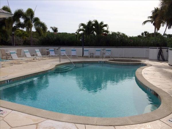 Waterfront Two Bedroom Vacation Condo in Goodland