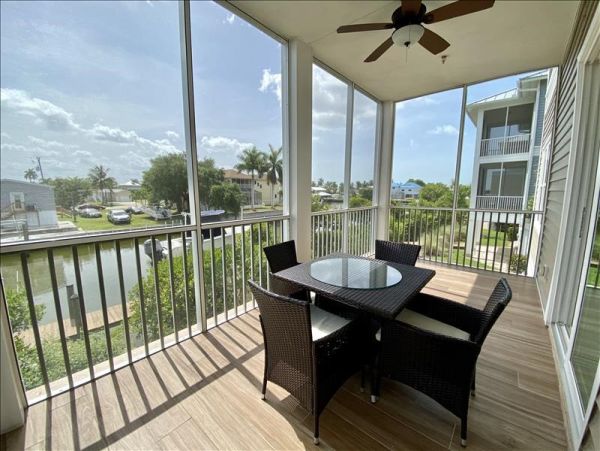 Waterfront Two Bedroom Vacation Condo in Goodland