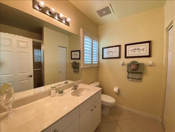 Waterfront Two Bedroom Vacation Condo in Goodland