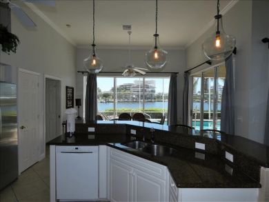 MARCO ISLAND 3 BEDROOM POOL HOME