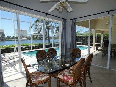 MARCO ISLAND 3 BEDROOM POOL HOME