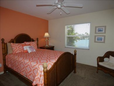 MARCO ISLAND 3 BEDROOM POOL HOME