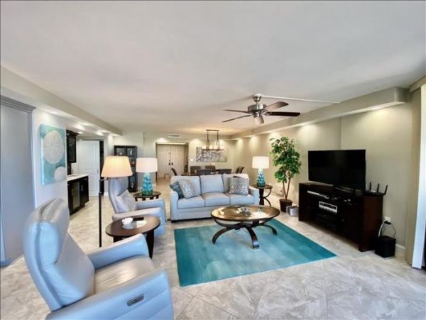 Beachfront 3 Bedroom Marco Island Condo Short Walk To Beach