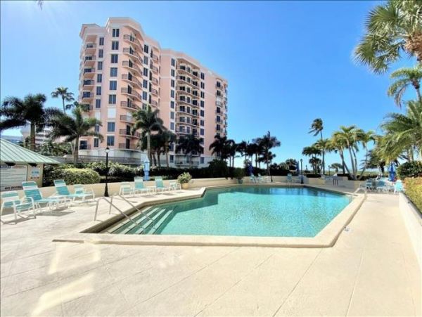 Beachfront 3 Bedroom Marco Island Condo Short Walk To Beach