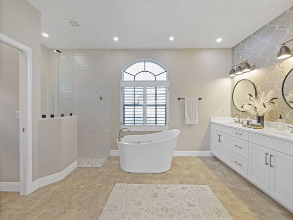 Canalfront Vacation Home in Marco Island with Pool Sleeps 6
