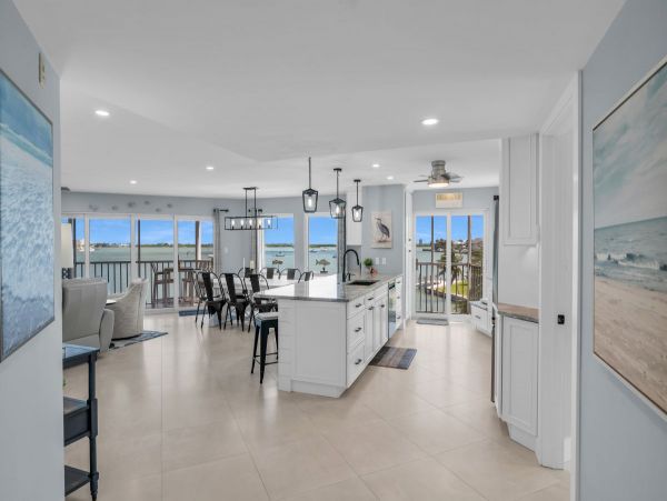 Dream Bayfront Oasis with Amazing Bay Views in Marco Island