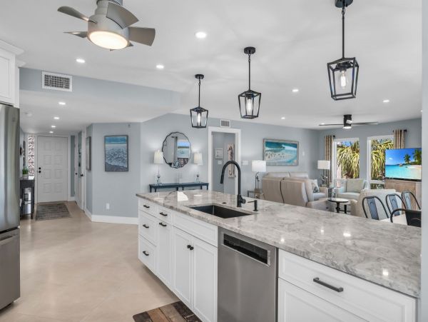 Dream Bayfront Oasis with Amazing Bay Views in Marco Island