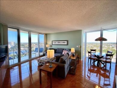 Marco Island Beachfront 2 bedroom Condo with Views