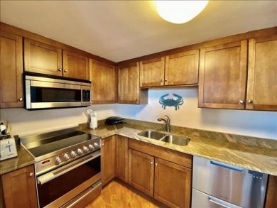 Marco Island Beachfront 2 bedroom Condo with Views