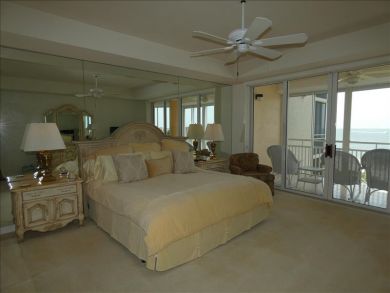 Marco Island Condo 918954