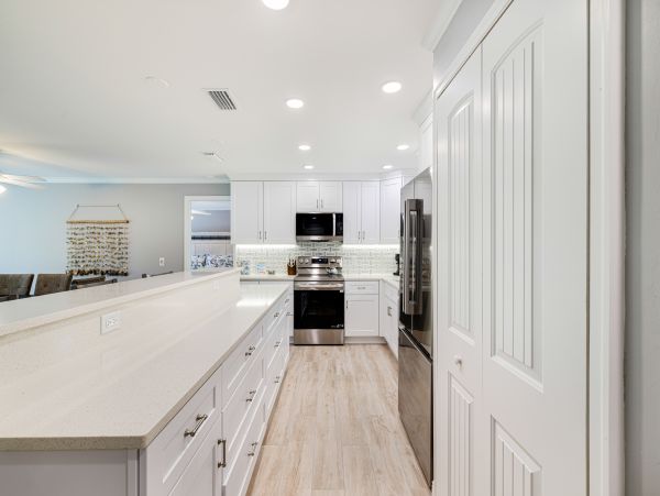 Luxury Coastal Retreat in Sanibel 2 Bedroom Condo