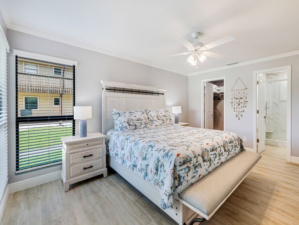 Luxury Coastal Retreat in Sanibel 2 Bedroom Condo