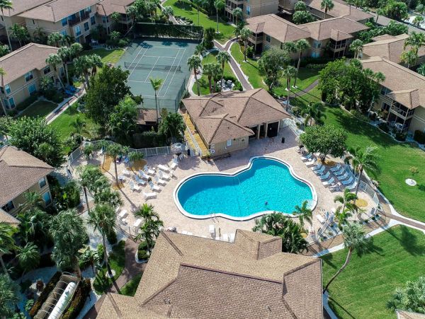 Luxury Coastal Retreat in Sanibel 2 Bedroom Condo