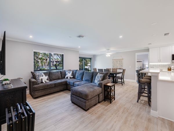 Luxury Coastal Retreat in Sanibel 2 Bedroom Condo