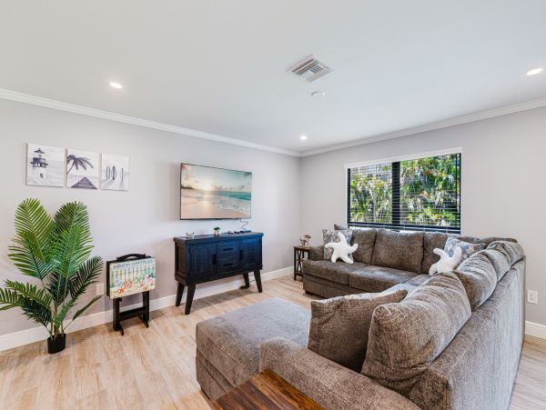 Luxury Coastal Retreat in Sanibel 2 Bedroom Condo