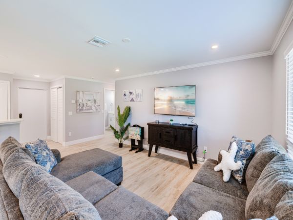 Luxury Coastal Retreat in Sanibel 2 Bedroom Condo