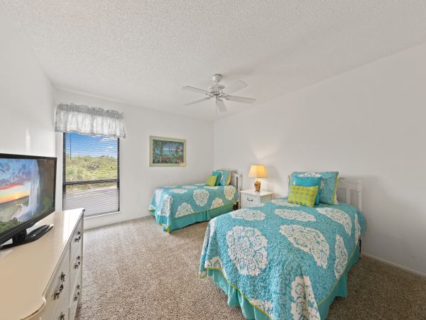 Sanibel Island Vacation Home with 3 Bedroom & Beach Access